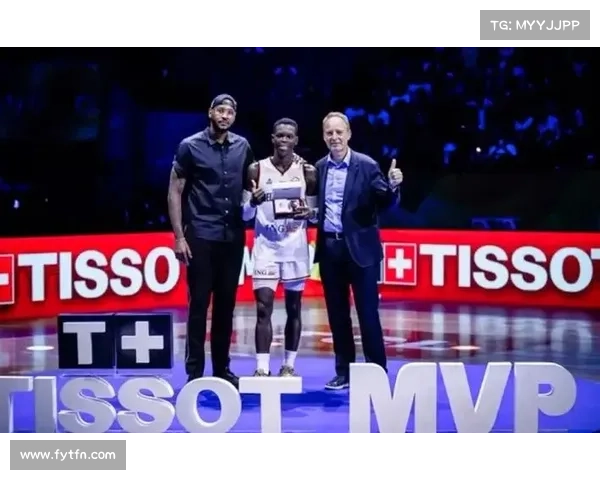 施罗德专访：德国男篮团队协作成就欧锦赛冠军之路